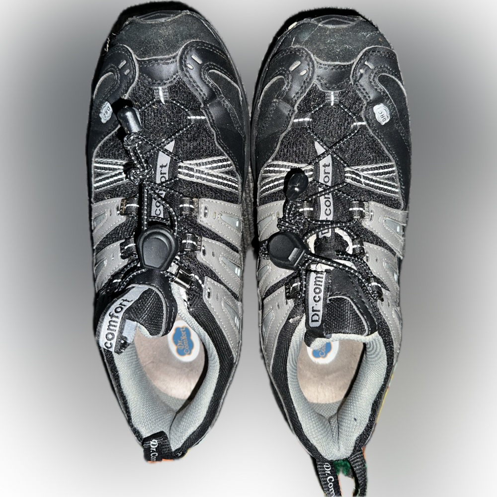 Dr. Comfort Sneakers